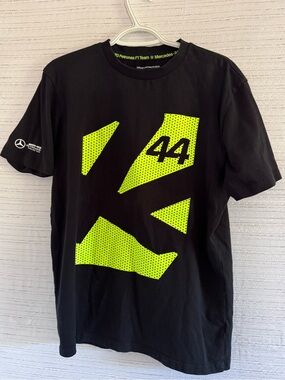 Formula One AMG Petronas Lewis Hamilton  Neon Yellow Graphic (44)